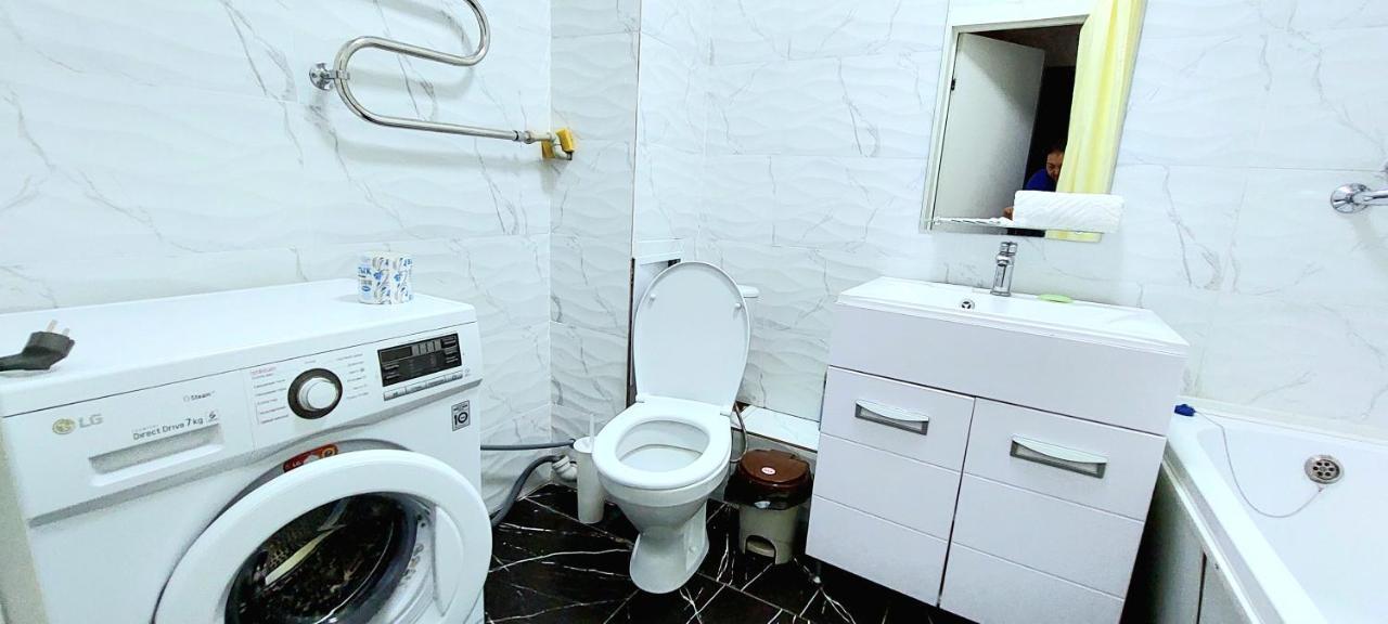 Ferienwohnung Аэропорт 10 Минут Astana Exterior foto